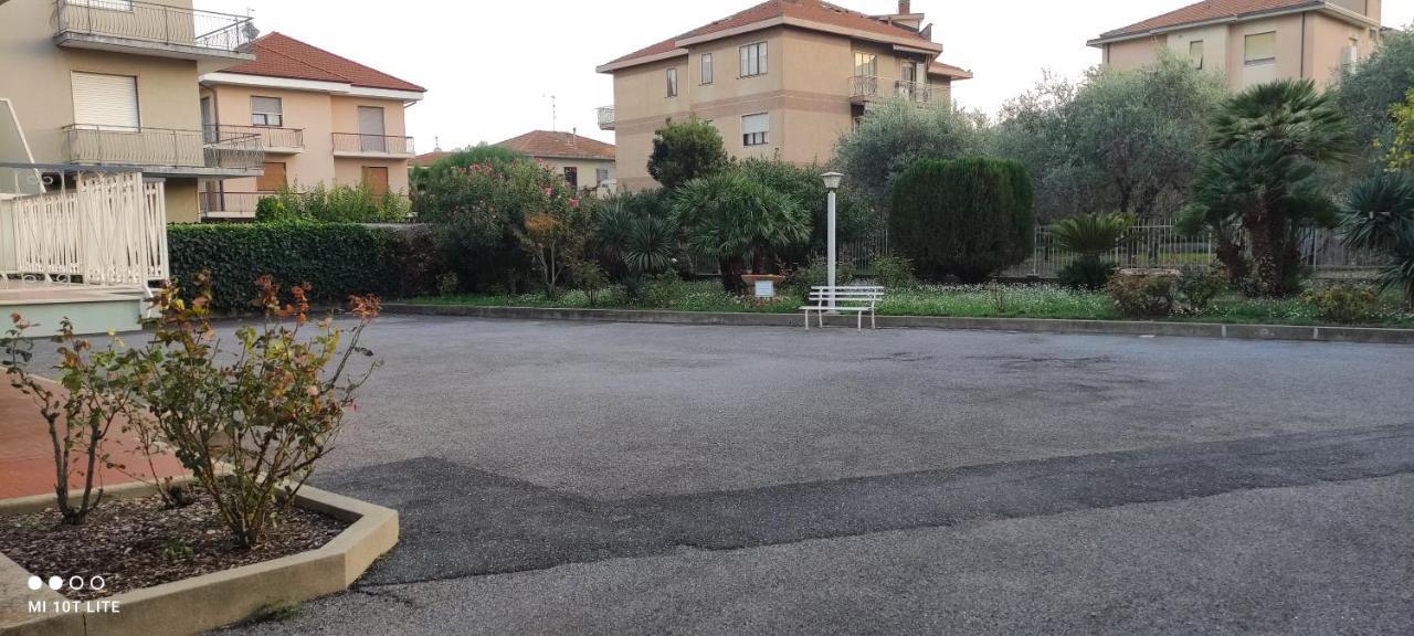Appartamento La Casa Di Giugiu Diano Marina Esterno foto